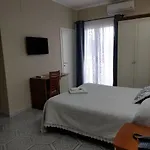 利昂德奥罗酒店 酒店