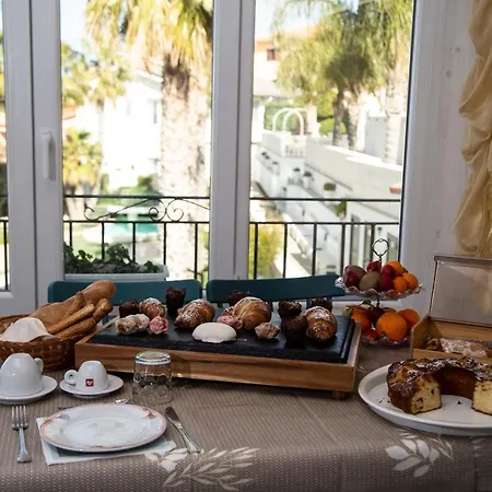 Leon D'oro Hotel Corleone