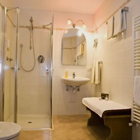 Leon D'oro Hotel Corleone